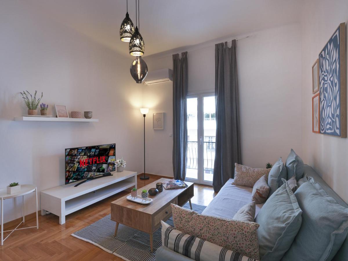 Beautiful Athenian Apartment Next To The Center Экстерьер фото